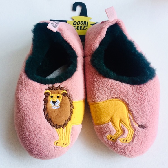 Pink Fuzzy Oooh Jeez! Lion Leo Slippers - Picture 4 of 10